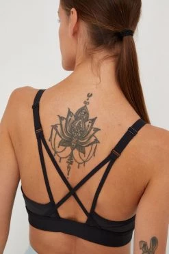 Γυναικεία Αθλητικά σουτιέν Αθλητικό σουτιέν Reebok χρώμα: μαύρο -Reebok Εκπτώσεις unnamed file 1141