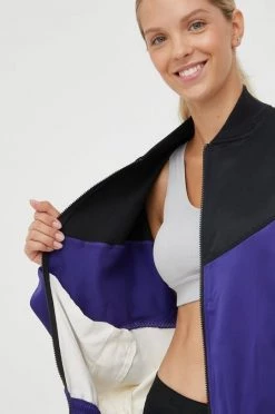 Γυναικεία Κοντά μπουφάν Σακάκι προπόνησης Reebok Tech Style μοβ 11 Γυναικεία Κοντά μπουφάν Σακάκι προπόνησης Reebok Tech Style μοβ -Reebok Εκπτώσεις unnamed file 1186