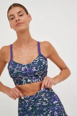 Γυναικεία Αθλητικά σουτιέν Αθλητικό σουτιέν Reebok Speckle Modern Safari χρώμα: μοβ 7 Γυναικεία Αθλητικά σουτιέν Αθλητικό σουτιέν Reebok Speckle Modern Safari χρώμα: μοβ -Reebok Εκπτώσεις unnamed file 1619