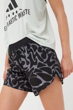 Γυναικεία Σορτς τρεξίματος Reebok μαύρο,