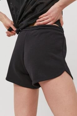 Γυναικεία Σορτς Reebok χρώμα: μαύρο -Reebok Εκπτώσεις unnamed file 2248