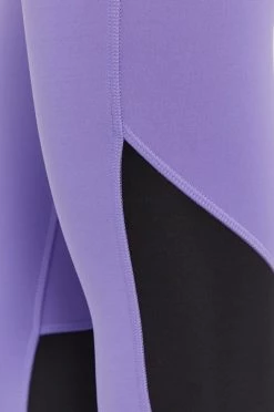 Γυναικεία Κολάν Reebok χρώμα: μοβ 7 Γυναικεία Κολάν Reebok χρώμα: μοβ -Reebok Εκπτώσεις unnamed file 2256