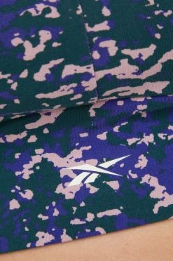 Γυναικεία Αθλητικά σουτιέν Αθλητικό σουτιέν Reebok Modern Safari πράσινο -Reebok Εκπτώσεις unnamed file 2529