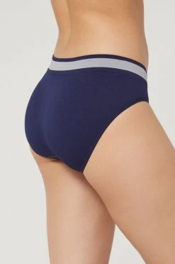 Γυναικεία Σλιπ Reebok ροζ 8 Γυναικεία Σλιπ Reebok ροζ -Reebok Εκπτώσεις unnamed file 2557