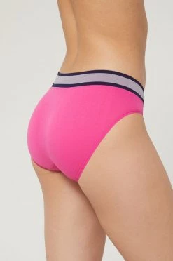 Γυναικεία Σλιπ Reebok ροζ 9 Γυναικεία Σλιπ Reebok ροζ -Reebok Εκπτώσεις unnamed file 2558