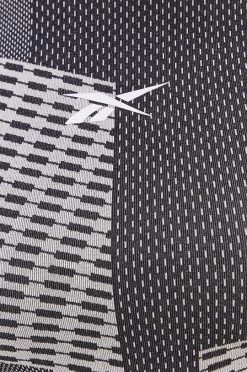 Γυναικεία Αμάνικος Top Reebok χρώμα: γκρι 9 Γυναικεία Αμάνικος Top Reebok χρώμα: γκρι -Reebok Εκπτώσεις unnamed file 2996