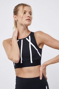 Γυναικεία Αμάνικος Top Reebok χρώμα: μαύρο -Reebok Εκπτώσεις unnamed file 3340