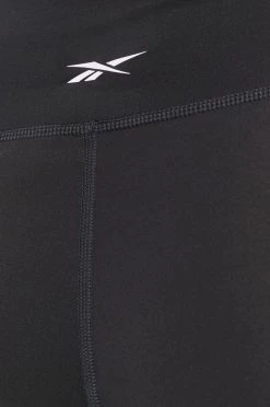 Γυναικεία Σορτς Reebok χρώμα: μαύρο -Reebok Εκπτώσεις unnamed file 3377